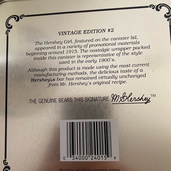 Rare vintage Hershey’s pure milk chocolate vintage edition number 2 1992 tin - Picture 2 of 7